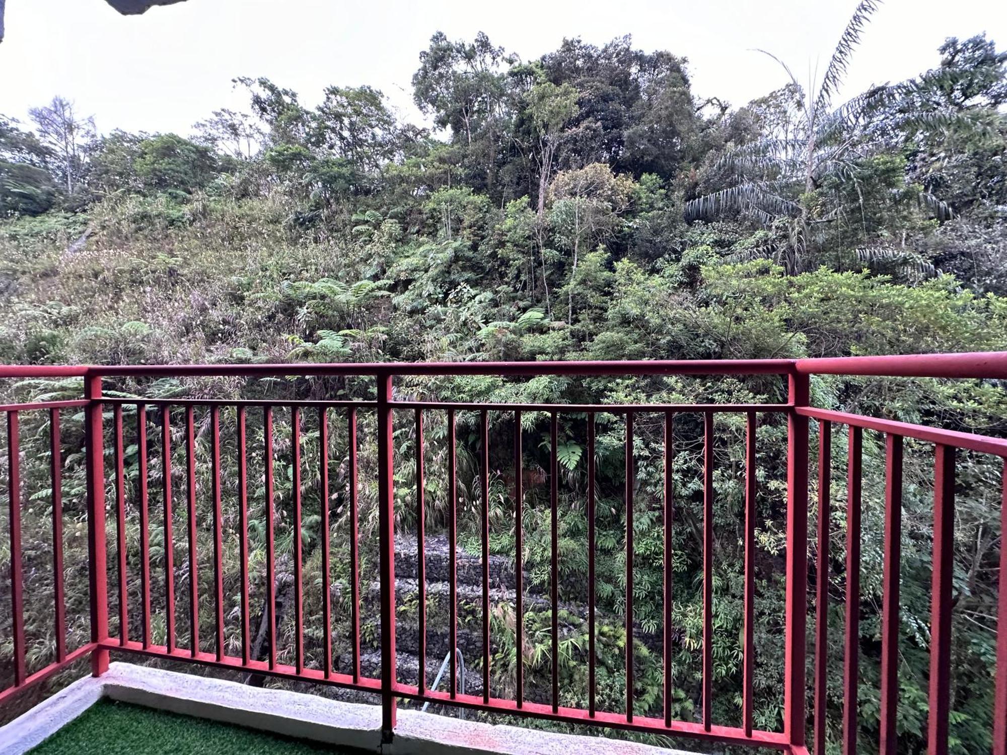 Adamhawa 3 Emerald Avenue Apartment